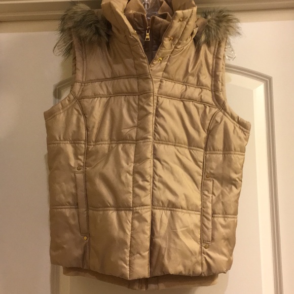 New York & Company Jackets & Blazers - NY&Co Golden faux fur hooded vest